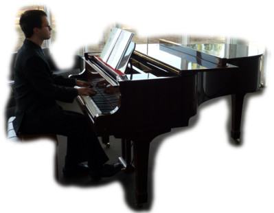 Port Macquarie pianist performing live